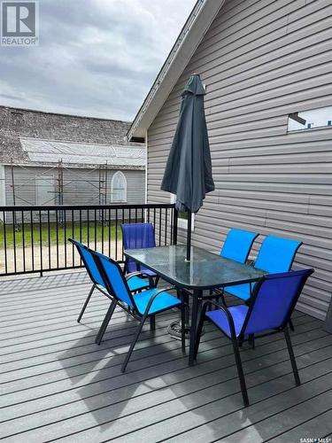 917 Qu'Appelle Street, Grenfell, SK - Outdoor With Deck Patio Veranda With Exterior
