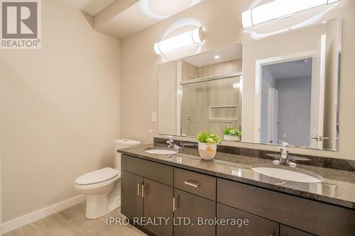 14 - 83 Beechwood Avenue, Guelph, ON - Indoor Photo Showing Bathroom