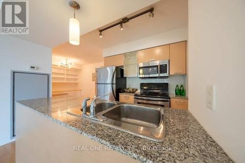 308 - 38 Grenville Street, Toronto, ON - Indoor Photo Showing Kitchen With Double Sink