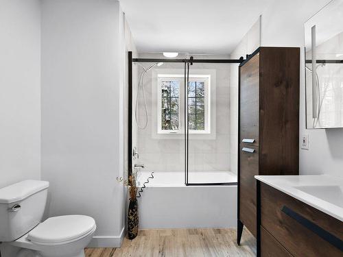 Bathroom - 1152 Boul. Des Sapins (Lac Maurice), Sainte-Julienne, QC - Indoor Photo Showing Bathroom