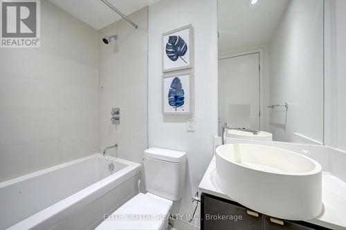1303 - 60 Colborne Street, Toronto, ON - Indoor Photo Showing Bathroom