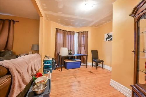 1597 King Street E, Hamilton, ON - Indoor Photo Showing Other Room