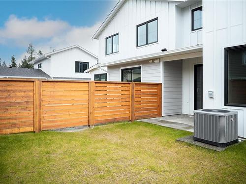 36-1090 Evergreen Rd, Campbell River, BC - Outdoor With Exterior