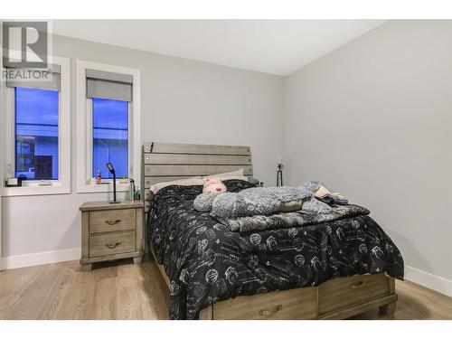 761 Highpointe Lane, Kelowna, BC - Indoor Photo Showing Bedroom