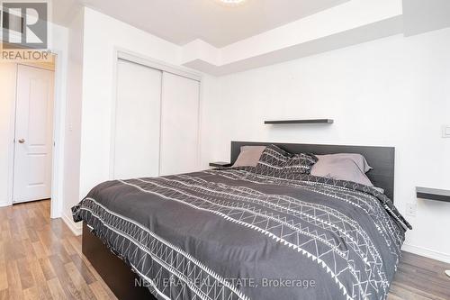 709 - 138 Widdicombe Hill Boulevard, Toronto, ON - Indoor Photo Showing Bedroom