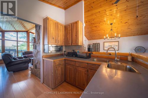 1245 Mortimers Point Road, Muskoka Lakes, ON - Indoor Photo Showing Kitchen With Double Sink