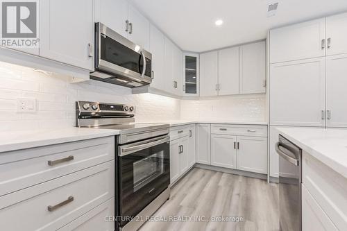 #112 -99B Farley Rd, Centre Wellington, ON - Indoor Photo Showing Kitchen With Upgraded Kitchen