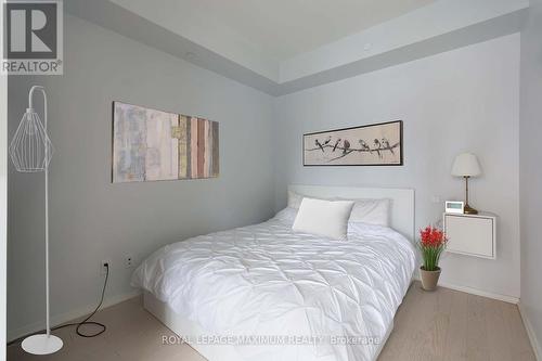 #425 -12 Bonnycastle St, Toronto, ON - Indoor Photo Showing Bedroom