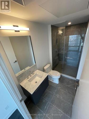 #3609 -3 Gloucester St, Toronto, ON - Indoor Photo Showing Bathroom