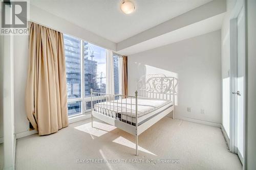 3507 - 295 Adelaide Street W, Toronto, ON - Indoor Photo Showing Bedroom