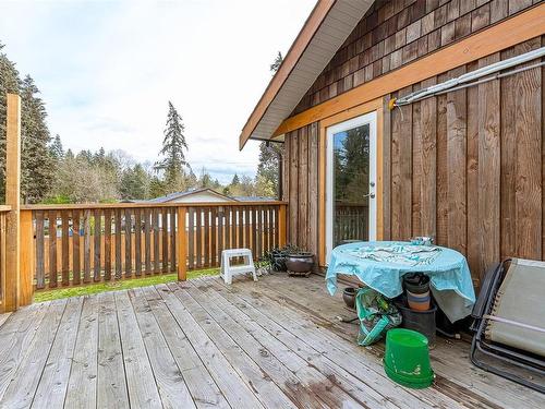 4061 Cowichan Lake Rd, Duncan, BC - Outdoor With Deck Patio Veranda With Exterior