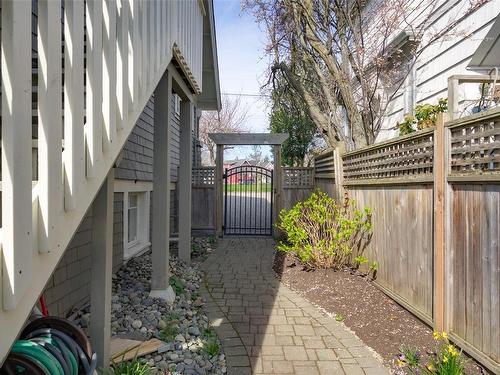163 Bushby St, Victoria, BC - Outdoor