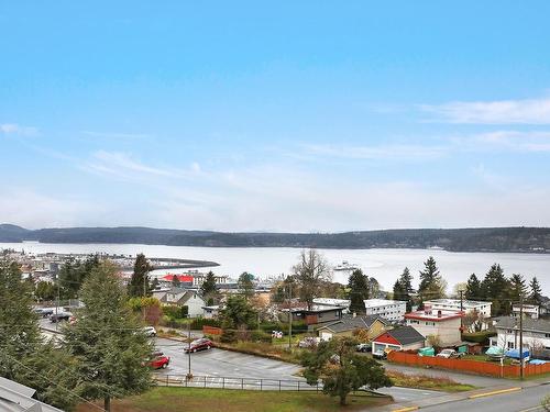 4H-690 Colwyn St, Campbell River, BC - Outdoor With Body Of Water With View