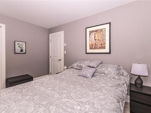 588 Cottyn Way, Colwood, BC - Indoor Photo Showing Bedroom