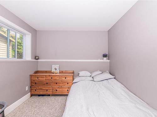 588 Cottyn Way, Colwood, BC - Indoor Photo Showing Bedroom