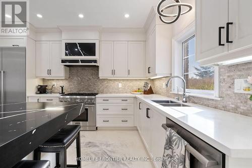 1195 Shore Acres Drive, Innisfil, ON - Indoor Photo Showing Kitchen With Double Sink With Upgraded Kitchen