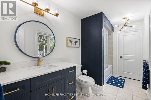 1195 Shore Acres Drive, Innisfil, ON - Indoor Photo Showing Bathroom