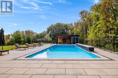 1195 Shore Acres Drive, Innisfil, ON - Outdoor With In Ground Pool