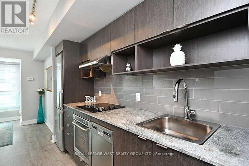 #1605 -7 Mabelle Ave, Toronto, ON - Indoor Photo Showing Kitchen With Upgraded Kitchen