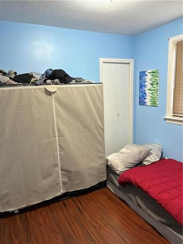 814 24Th Street, Brandon, MB - Indoor Photo Showing Bedroom