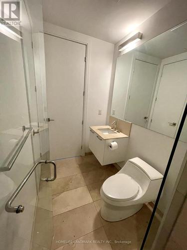 Lph4805 - 50 Charles Street E, Toronto, ON - Indoor Photo Showing Bathroom