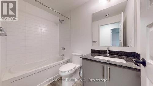 301 - 107 Roger Street, Waterloo, ON - Indoor Photo Showing Bathroom