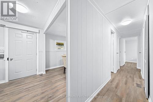 20 Weeping Willow Drive, Innisfil, ON - Indoor Photo Showing Other Room