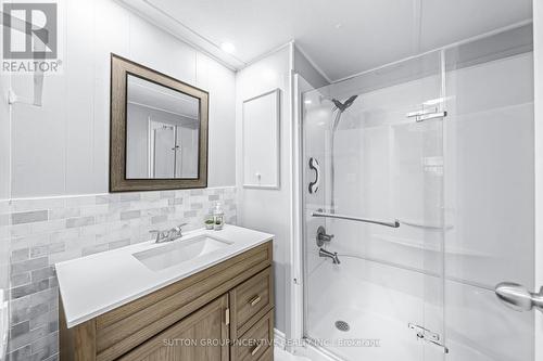 20 Weeping Willow Drive, Innisfil, ON - Indoor Photo Showing Bathroom