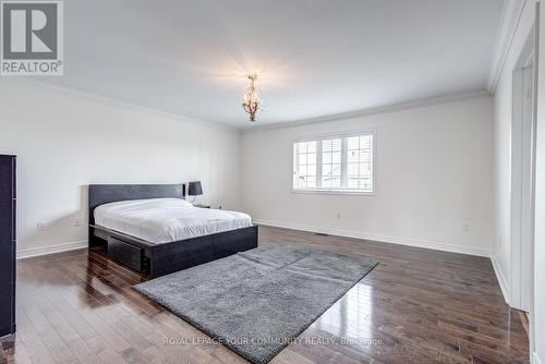 230 Humberland Dr, Richmond Hill, ON - Indoor Photo Showing Bedroom