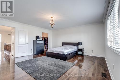 230 Humberland Dr, Richmond Hill, ON - Indoor Photo Showing Bedroom