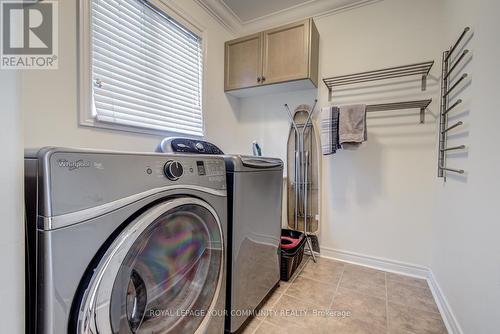 230 Humberland Dr, Richmond Hill, ON - Indoor Photo Showing Laundry Room