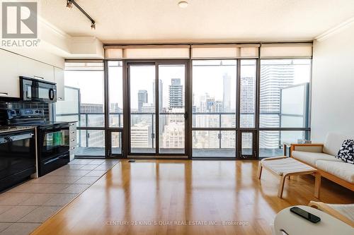 #3405 -37 Grosvenor St, Toronto, ON - Indoor Photo Showing Other Room