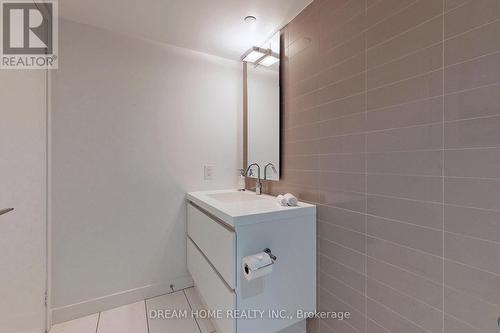 #Th01 -62 Dan Leckie Way, Toronto, ON - Indoor Photo Showing Bathroom
