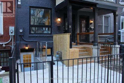 31.5 Granby St, Toronto, ON - Outdoor