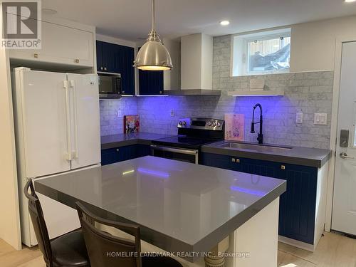 31.5 Granby St, Toronto, ON - Indoor Photo Showing Kitchen