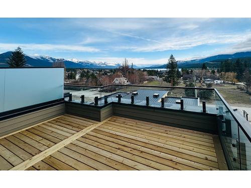 302 - 514 14Th Street, Invermere, BC - Outdoor With View