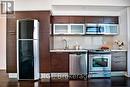 3106 - 386 Yonge Street, Toronto, ON  - Indoor Photo Showing Kitchen With Upgraded Kitchen 
