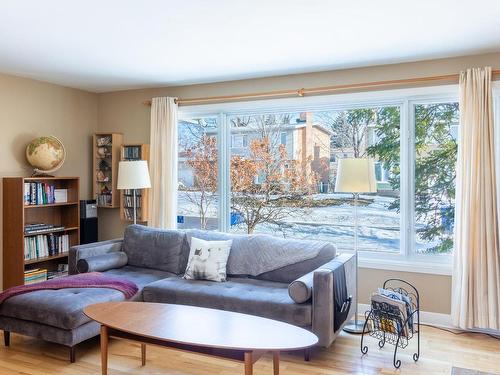 Salon - 38 Rue Carleton, Dollard-Des-Ormeaux, QC - Indoor Photo Showing Living Room With Fireplace