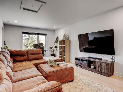 Family room - 15 Rue Félix-Leclerc, Saint-Jean-Sur-Richelieu, QC - Indoor