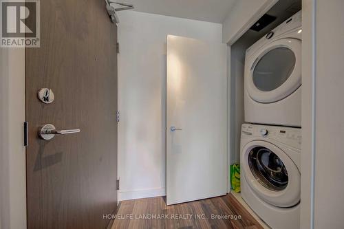1005 - 70 Queens Wharf Road, Toronto, ON - Indoor Photo Showing Laundry Room
