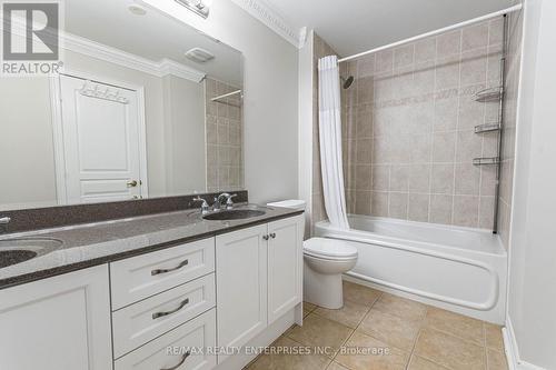 #24 -58 St Lawrence Dr, Mississauga, ON - Indoor Photo Showing Bathroom