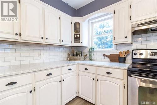 17 Bartlett Avenue, Hampton, NB - Indoor Photo Showing Kitchen