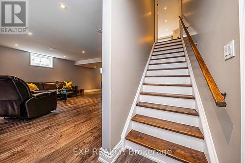 18 Black Creek Trail, Springwater, ON - Indoor Photo Showing Other Room
