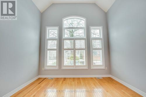 2225 Galloway Dr, Oakville, ON - Indoor Photo Showing Other Room