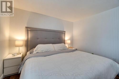 3 Hillbank Tr, Brampton, ON - Indoor Photo Showing Bedroom