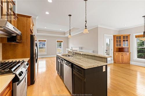69 Maurice Cres, Dieppe, NB - Indoor Photo Showing Kitchen With Double Sink With Upgraded Kitchen