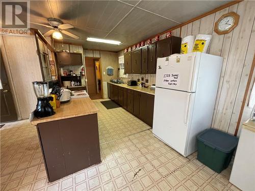1028 Sumac Trail Unit#25, Arden, ON - Indoor Photo Showing Kitchen
