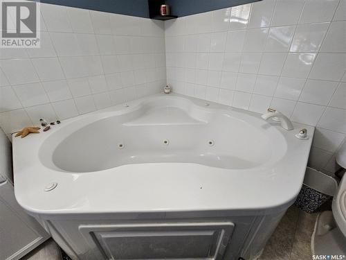 1106 112Th Street, North Battleford, SK - Indoor Photo Showing Bathroom