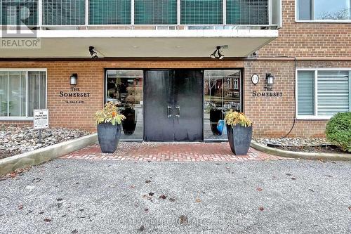 #109 -1A Dale Ave, Toronto, ON - Outdoor