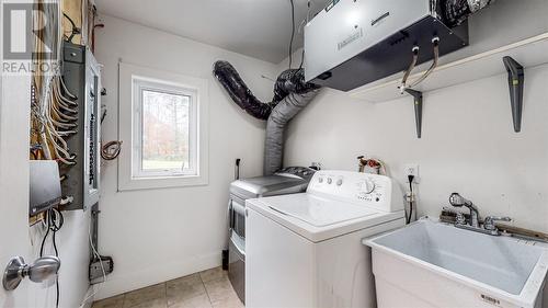 1 Kelly'S Lane, Torbay, NL - Indoor Photo Showing Laundry Room